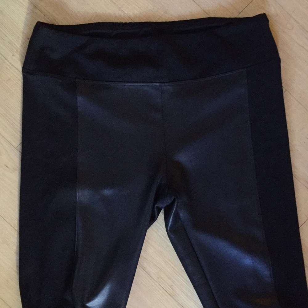 EXPRESS Faux leather leggings